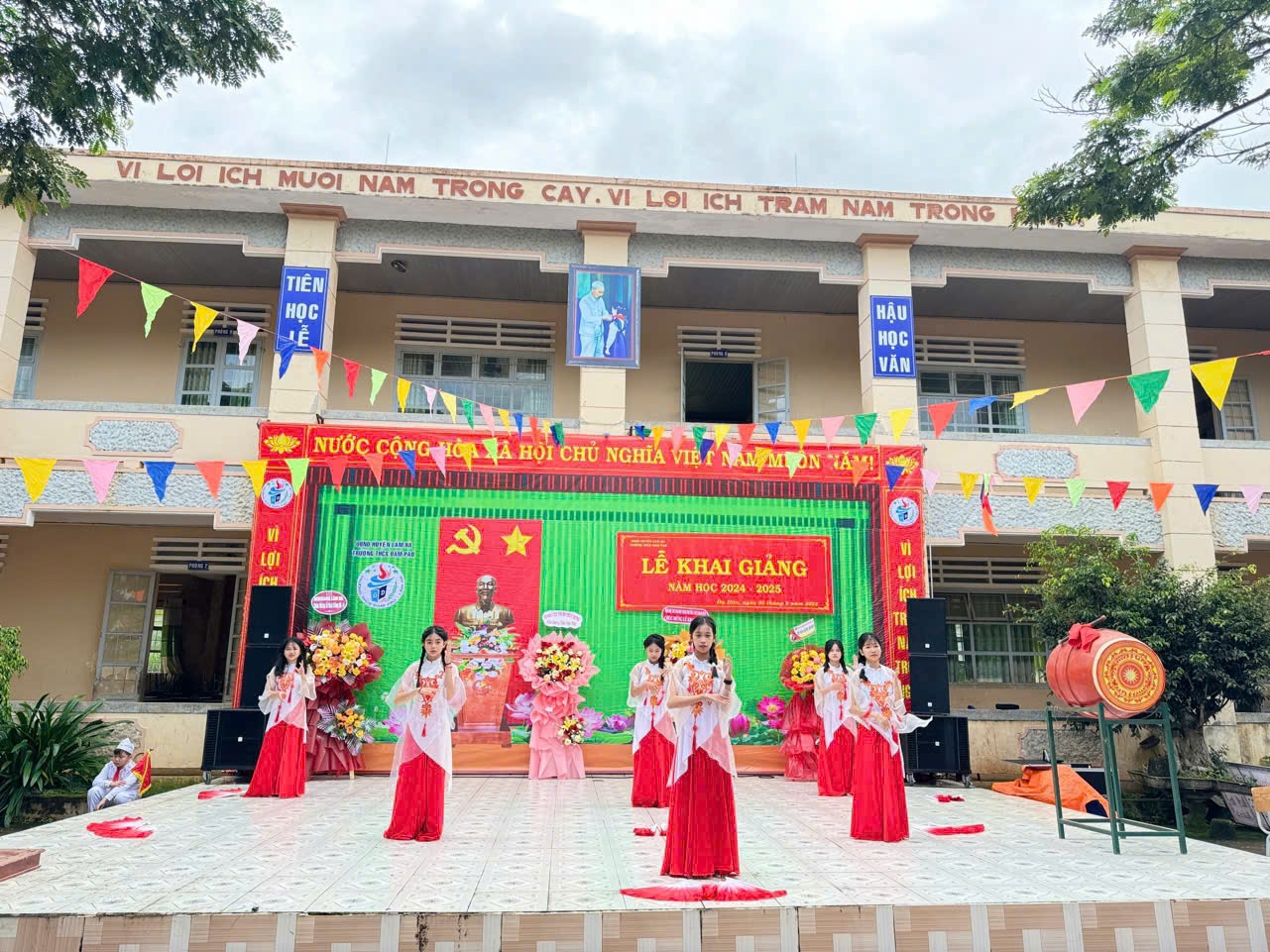 HÌNH ẢNH TRƯỜNG