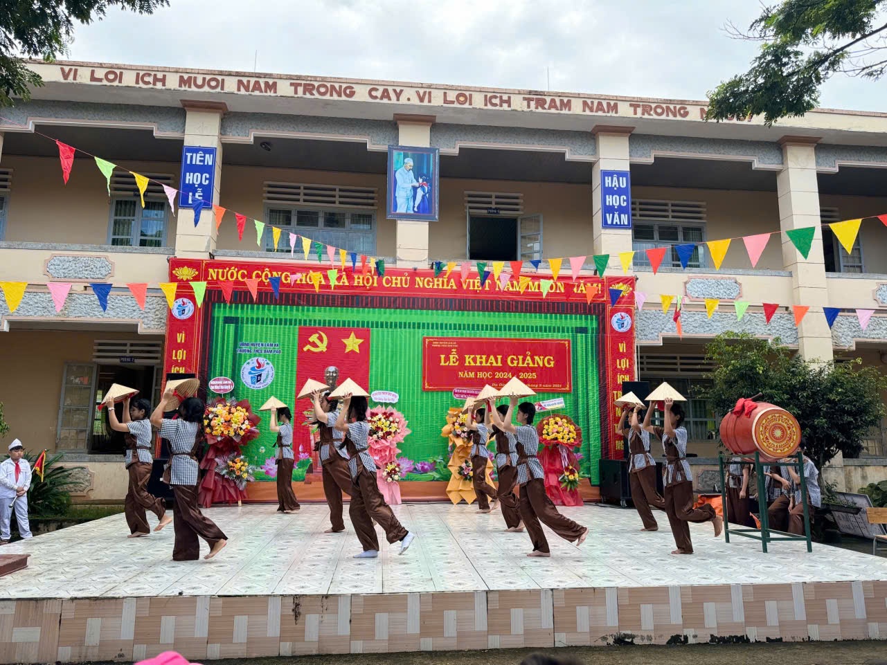 HÌNH ẢNH TRƯỜNG