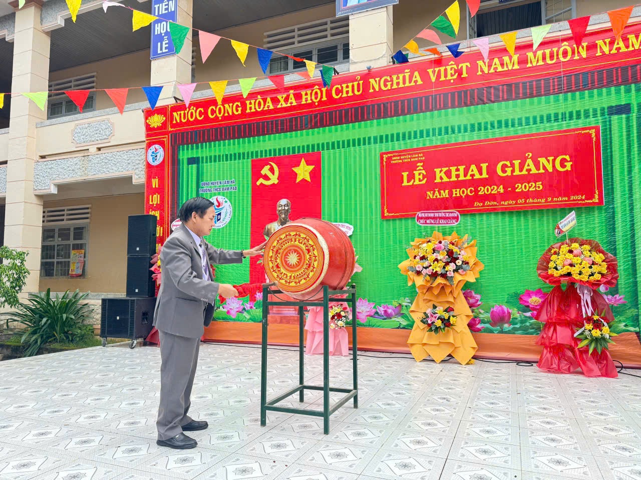 HÌNH ẢNH TRƯỜNG